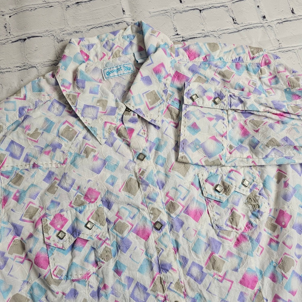 Cowgirl Up Womens Western Snap Shirt Large Pink‎ Blue Geometric Crinkle Cotton